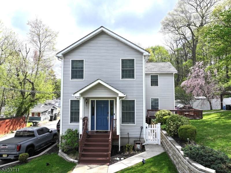 33 Woodsedge Ave - Photo 1