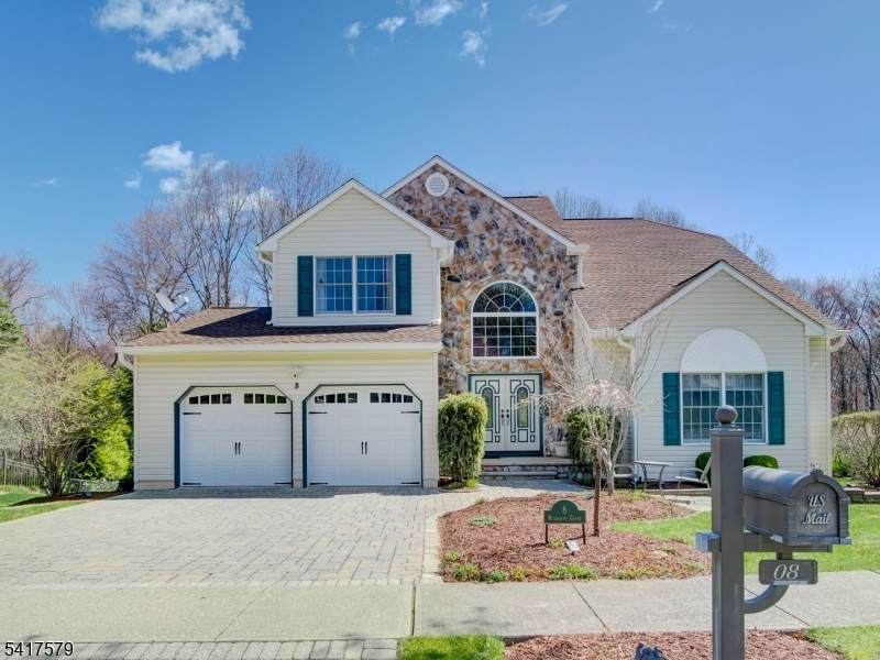 8 Mulberry Ct - Photo 1