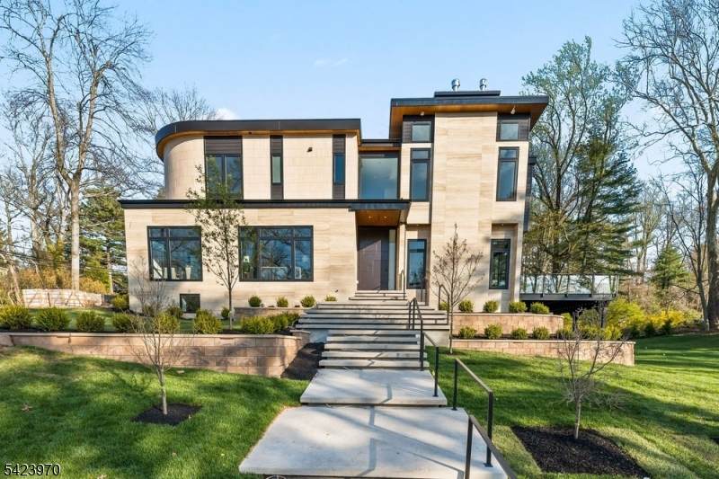 9 Far Brook Dr - Photo 1