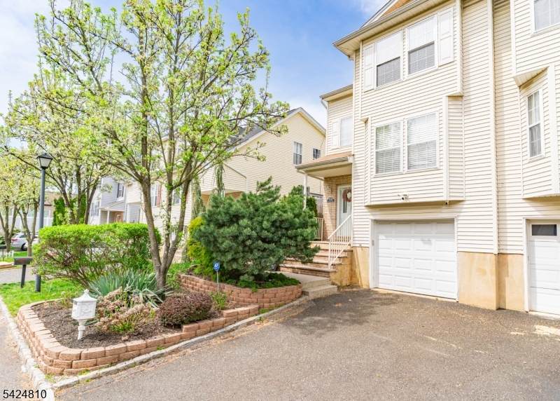 1158 Francyne Way - Photo 1