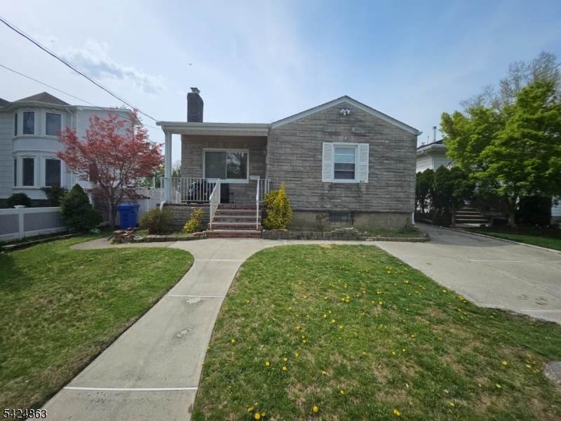 431 Terhune Ave - Photo 1