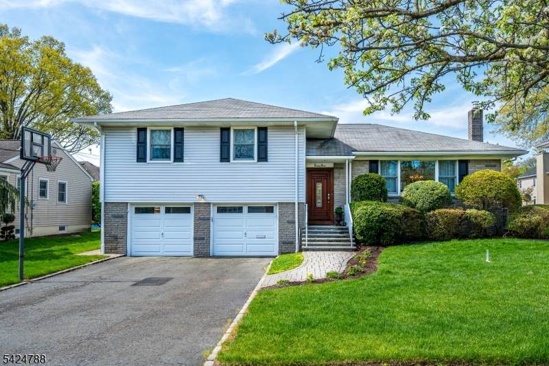 23 Shelley Rd - Photo 1