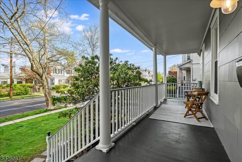63 Greenwood Ave - Photo 1