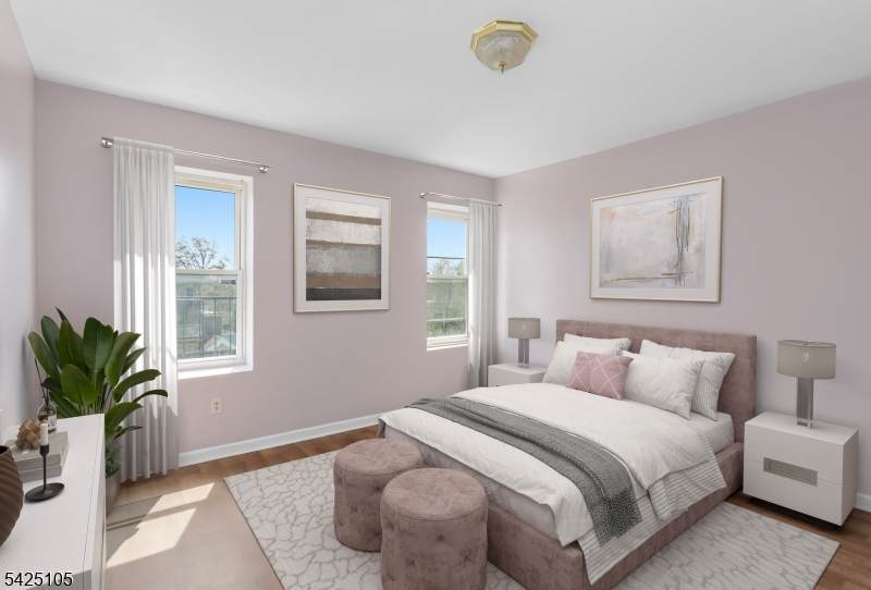 133 N Maple Ave - Photo 1