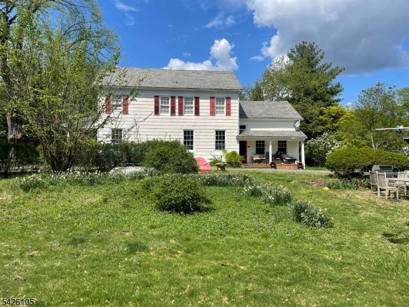 219 Prospect Ave - Photo 1