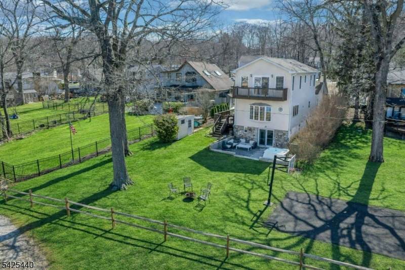 32 Mcnabb Rd - Photo 1