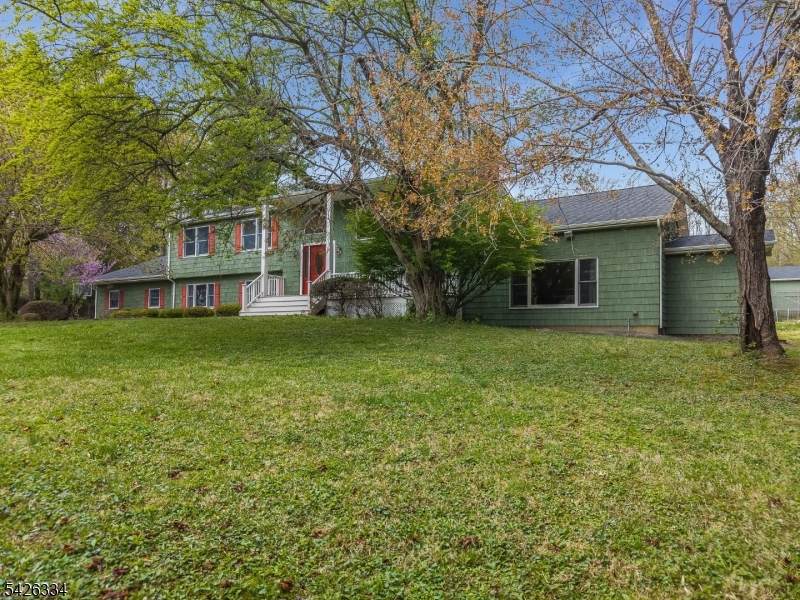 46 Sutton Rd - Photo 1