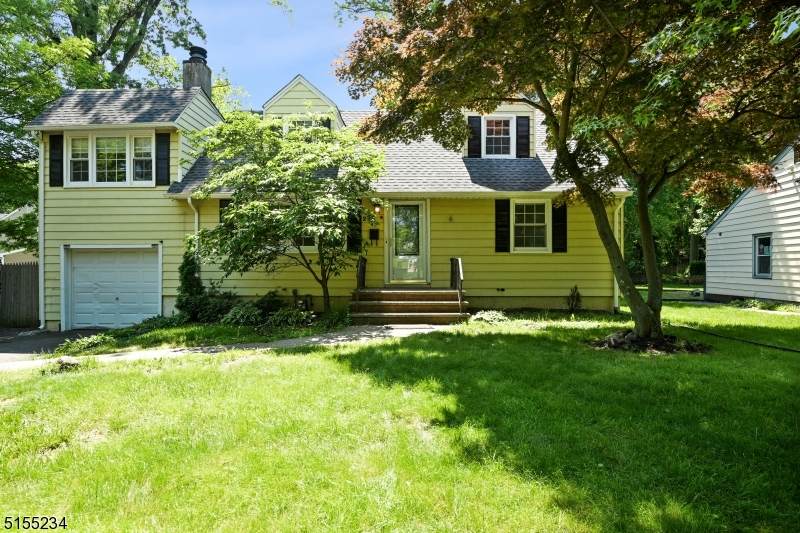 298 La Grande Ave - Photo 1
