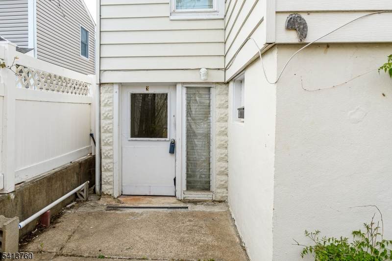 214 Woodcliff Ave-Apt 3 - Photo 1