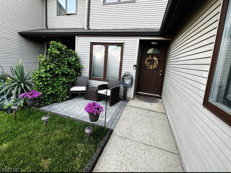 4 Peach Court - Photo 1