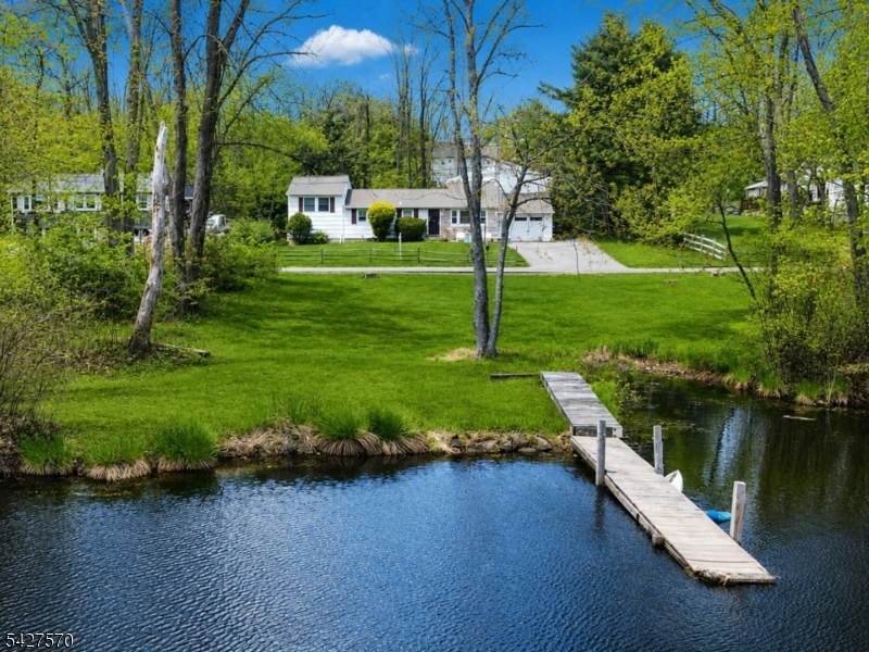 44 Venetian Dr - Photo 1