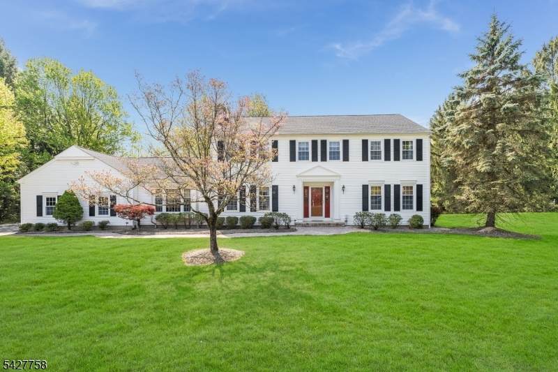 6 Lakeview Ln - Photo 1