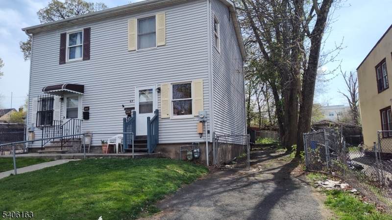 65 Hamilton St - Photo 1
