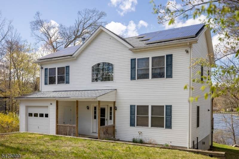 14 E Shore Dr - Photo 1