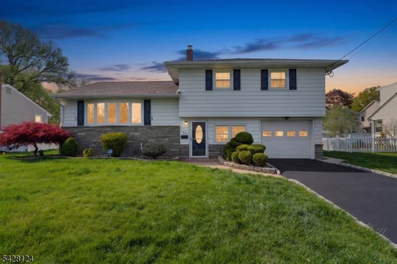 36 Charles St - Photo 1