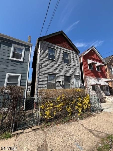 623 S 18Th St - Photo 1