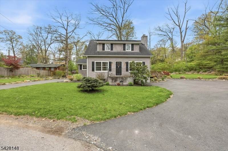 4 Tote Rd - Photo 1