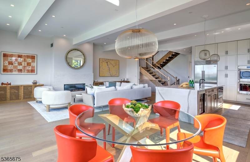 51 Abby Rd - Photo 1