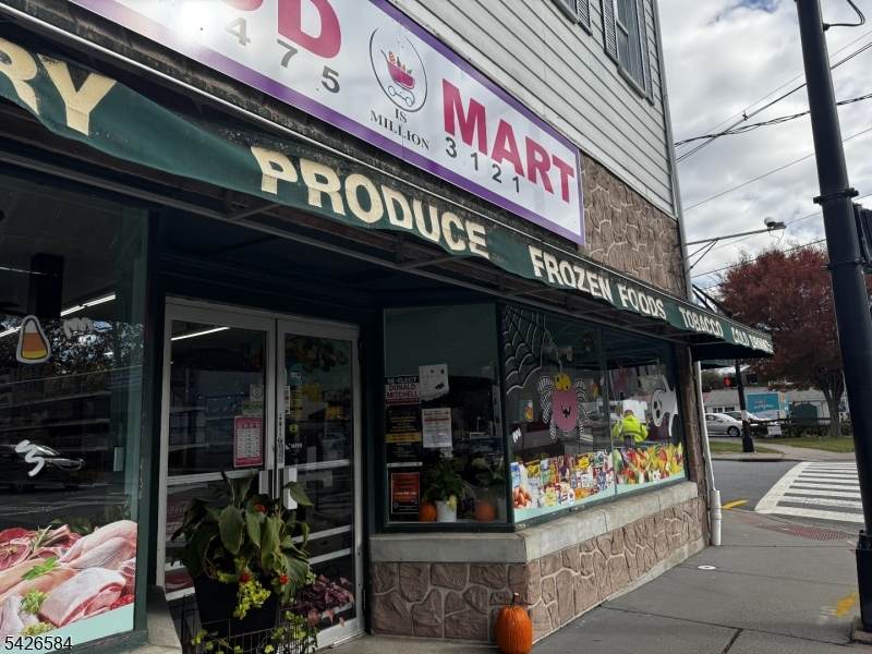https://bt-photos.global.ssl.fastly.net/gsmls/orig_boomver_2_4028467-2.jpg