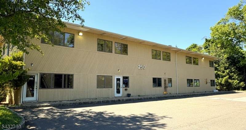 250 Stelton Rd - Photo 1