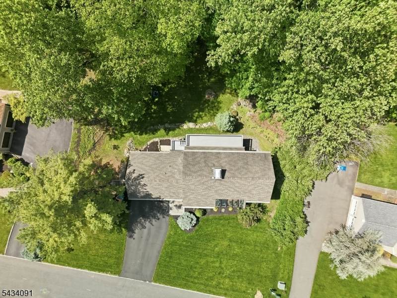 https://bt-photos.global.ssl.fastly.net/gsmls/orig_boomver_2_4029740-2.jpg