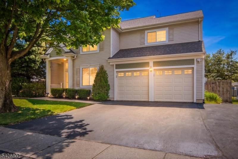 27 Country Lake Dr - Photo 1