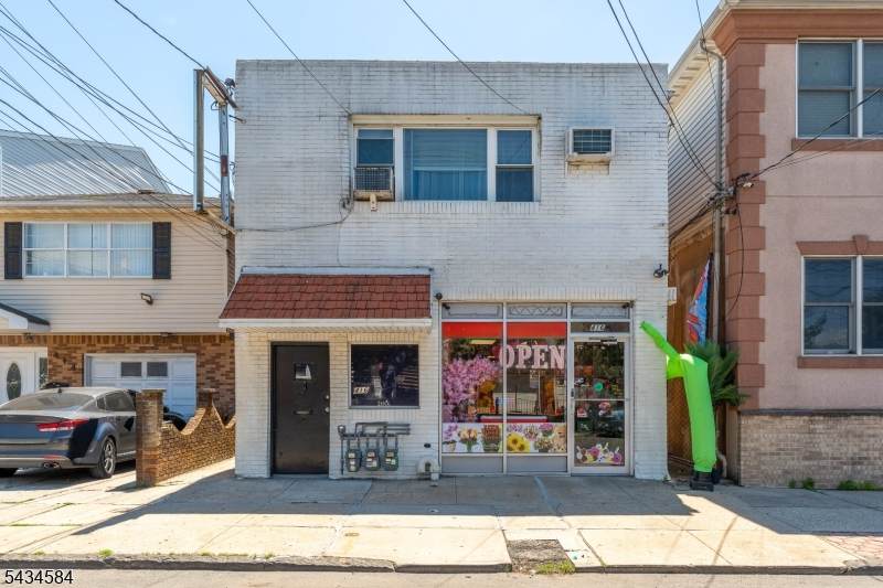 416 S 5Th St - Photo 1