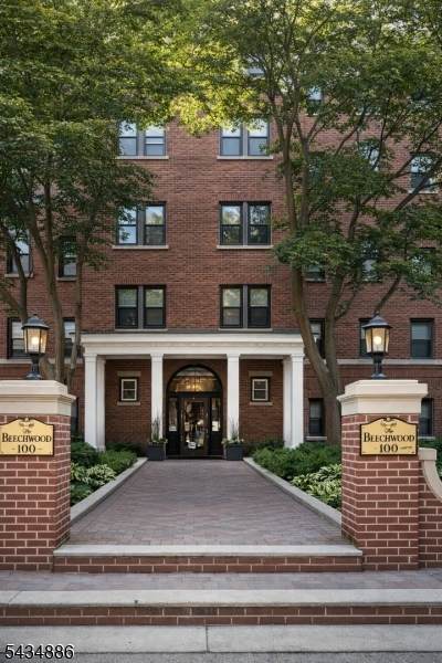 100 Prospect Ave - Photo 1
