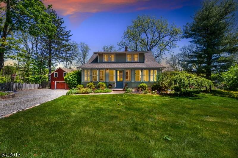 941 Old Chester Gladstone - Photo 1
