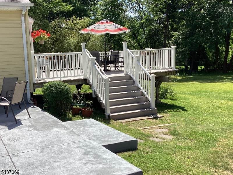 560 Rolling Hills Rd - Photo 1
