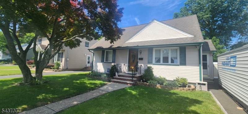 11 Chadwick Dr - Photo 1