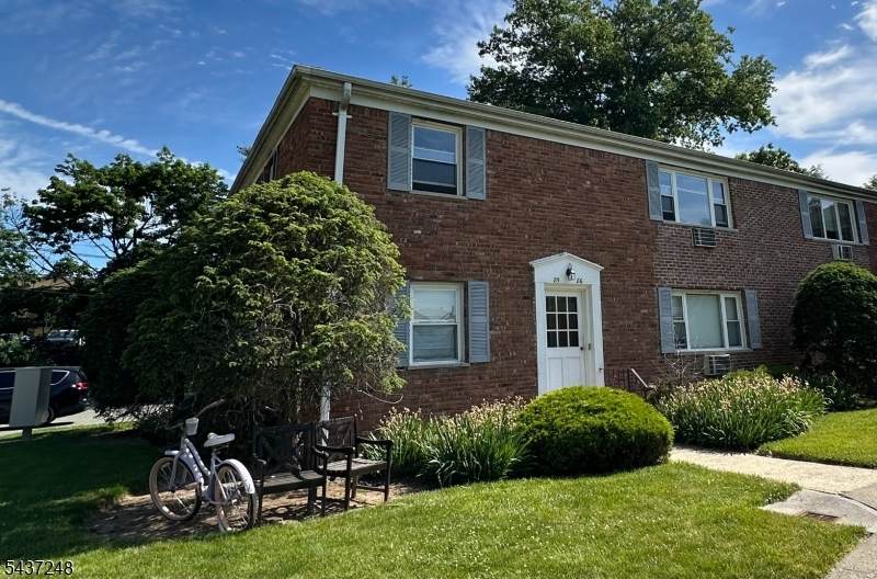 43 Conforti Ave - Photo 1