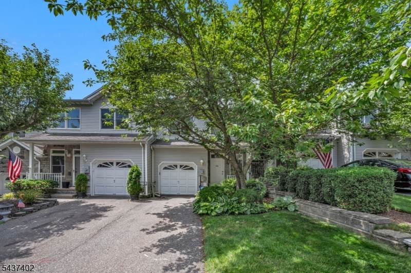 286 Summerhill Dr - Photo 1