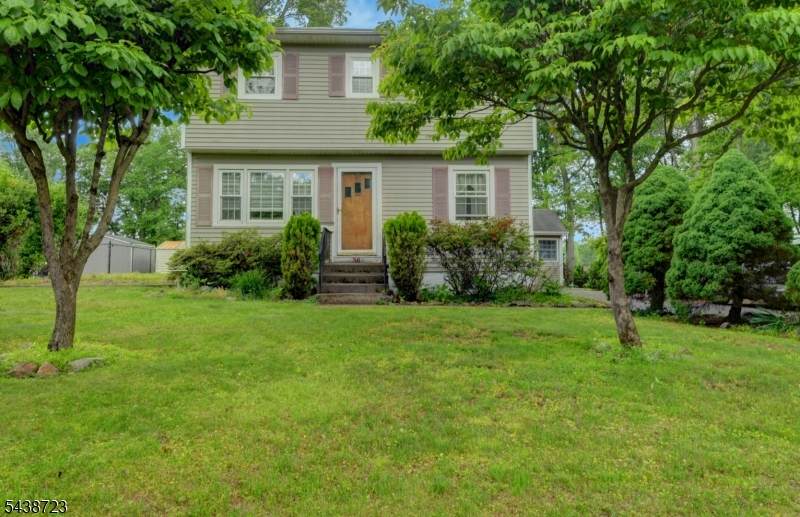 36 Hemlock Ave - Photo 1