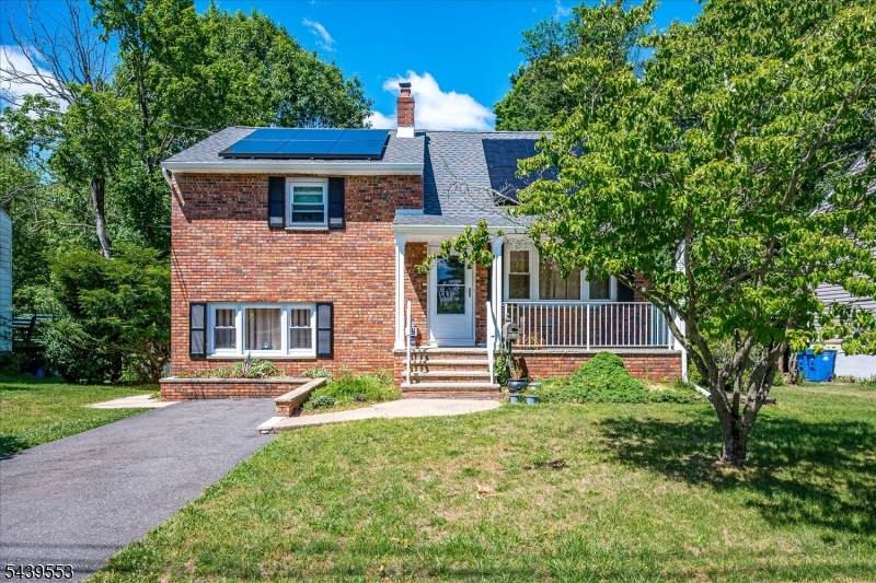 15 Woodmere St - Photo 1