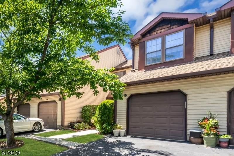 107 Bayberry Dr - Photo 1
