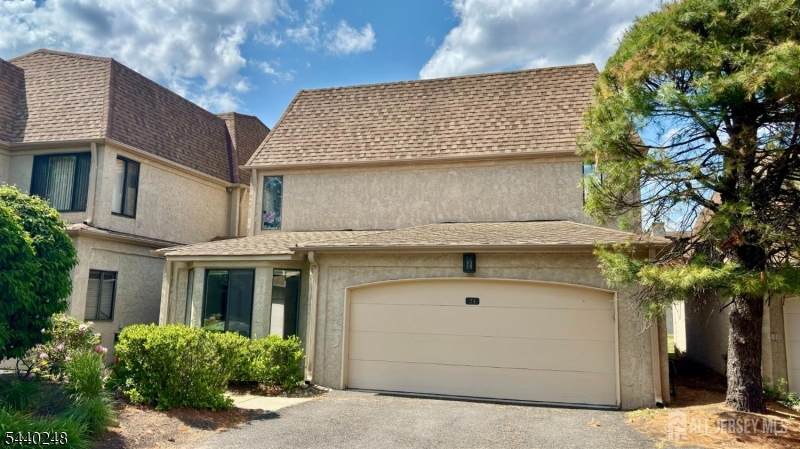 21 Carriage Pl - Photo 1