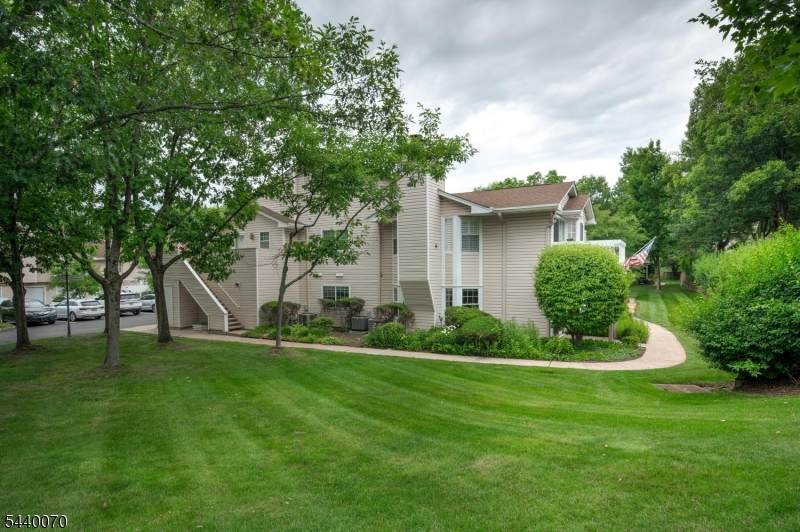 78 Wendover Court - Photo 1