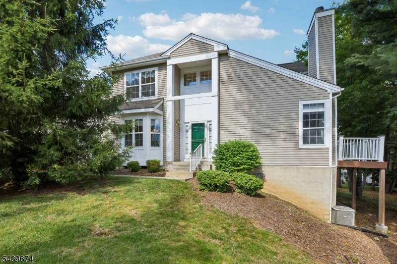 60 Woodmont Dr - Photo 1