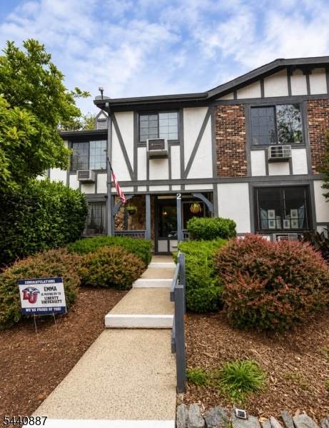 2 Terrace Dr - Photo 1
