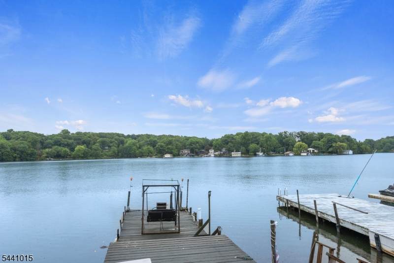 308 Lakeside Ave - Photo 1