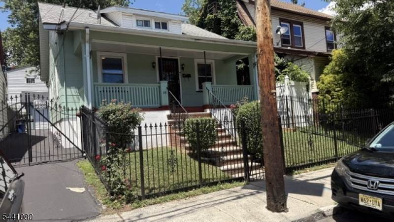 19 Mead St - Photo 1