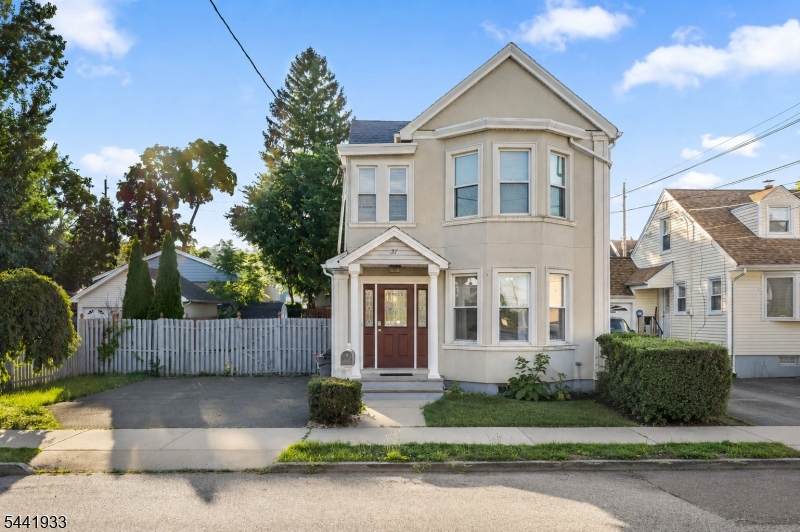 37 Harris St - Photo 1
