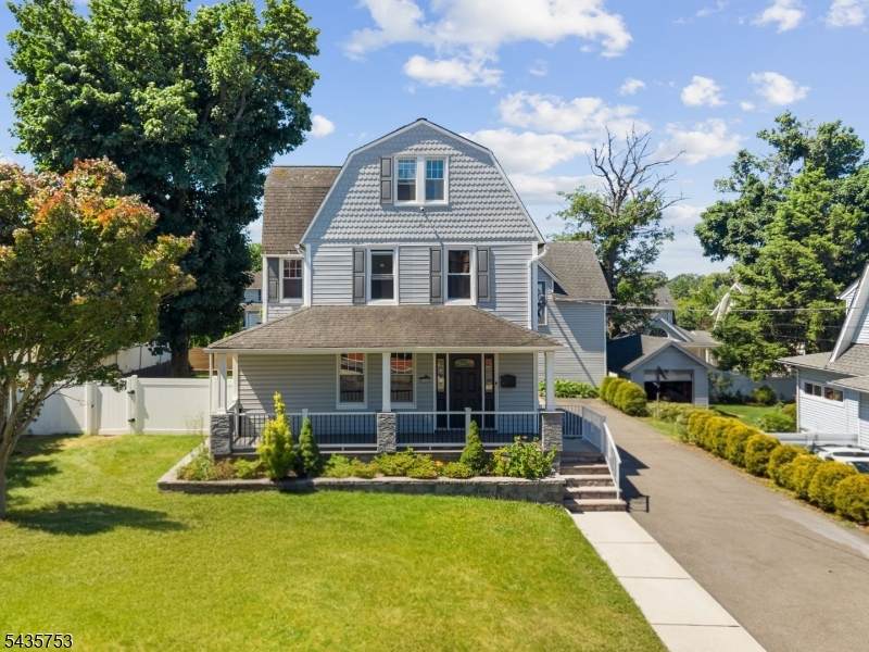 252 Passaic Ave - Photo 1