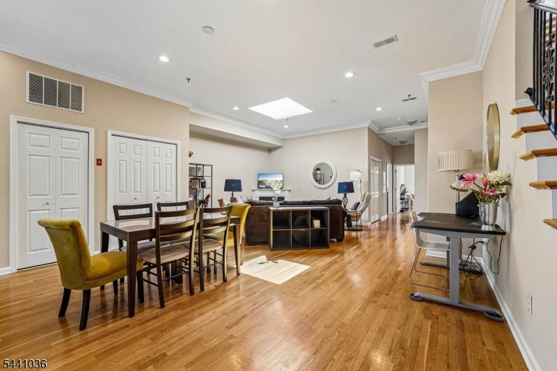 128 Jackson St - Photo 1