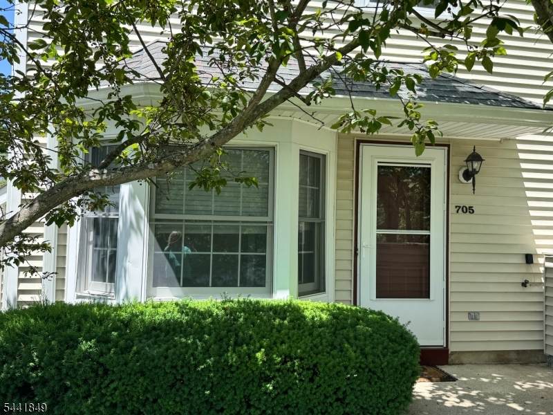 705 Bryant Dr - Photo 1