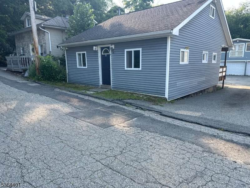 15 Diamond Dr - Photo 1