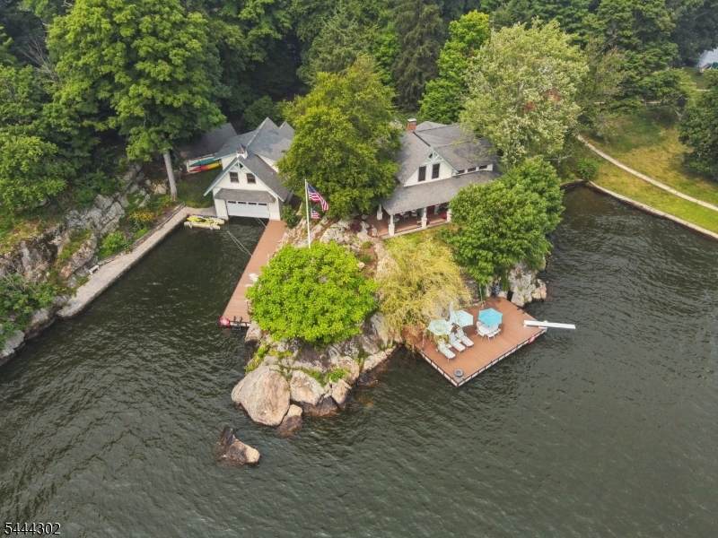 55 Raccoon Island Rd - Photo 1