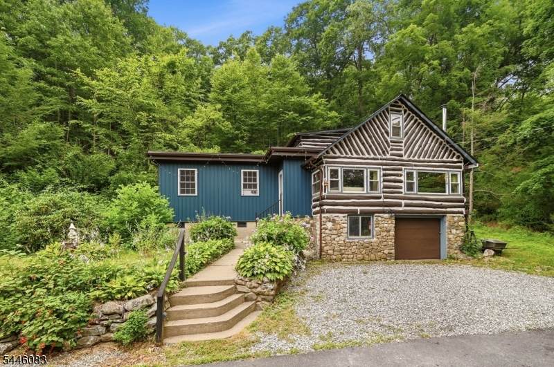 83 Terra Cotta Rd - Photo 1