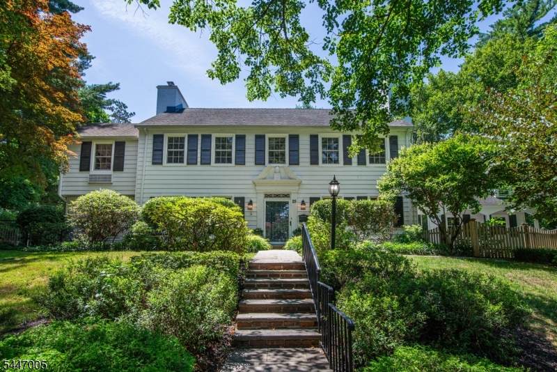 25 West Rd - Photo 1
